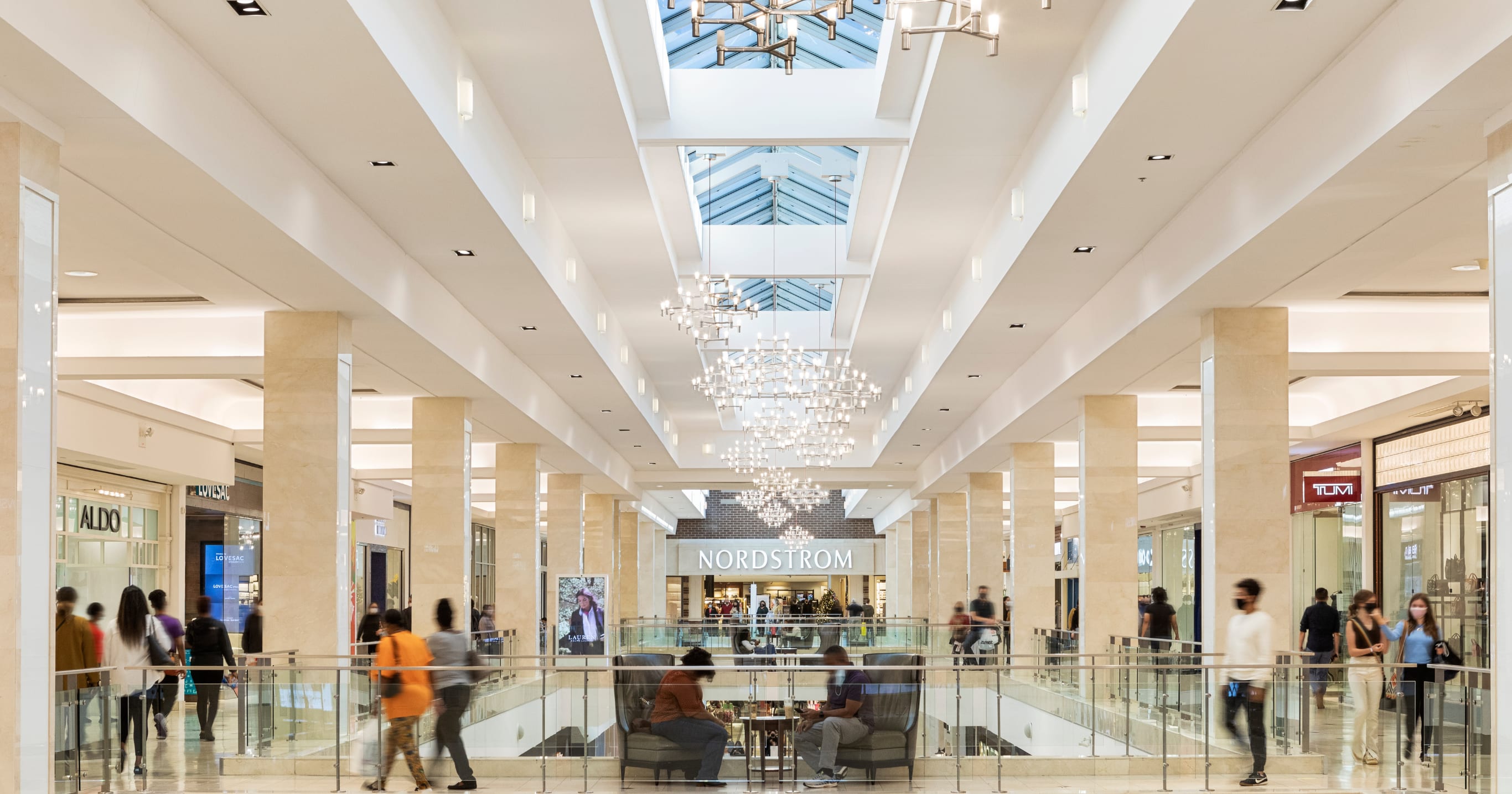 Hollister montgomery mall store